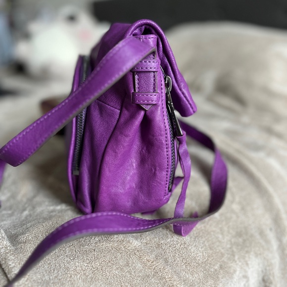 Shoulder bag  Designer By Aimee Kestenberg - Picture 7 of 8